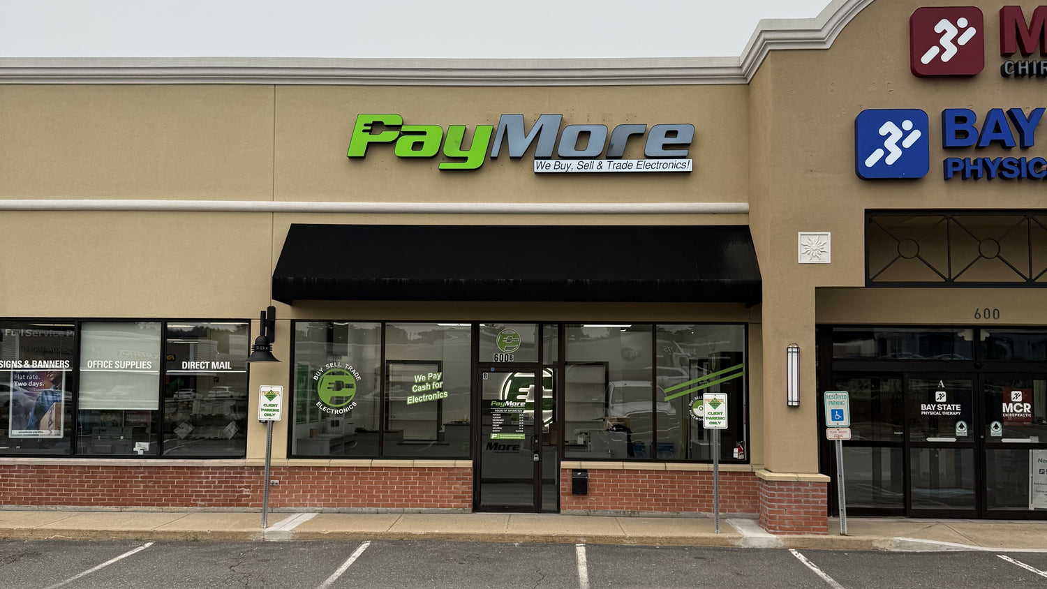 paymore Saugus store front